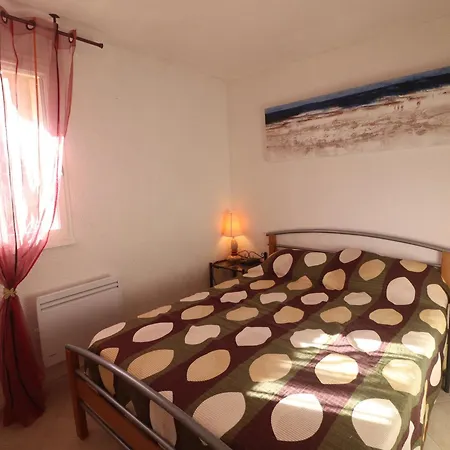 Apartment Superbe T3 Climatise En Rdc, 6 Pers, Acces Et Parking Prive - Fr-1-472-214